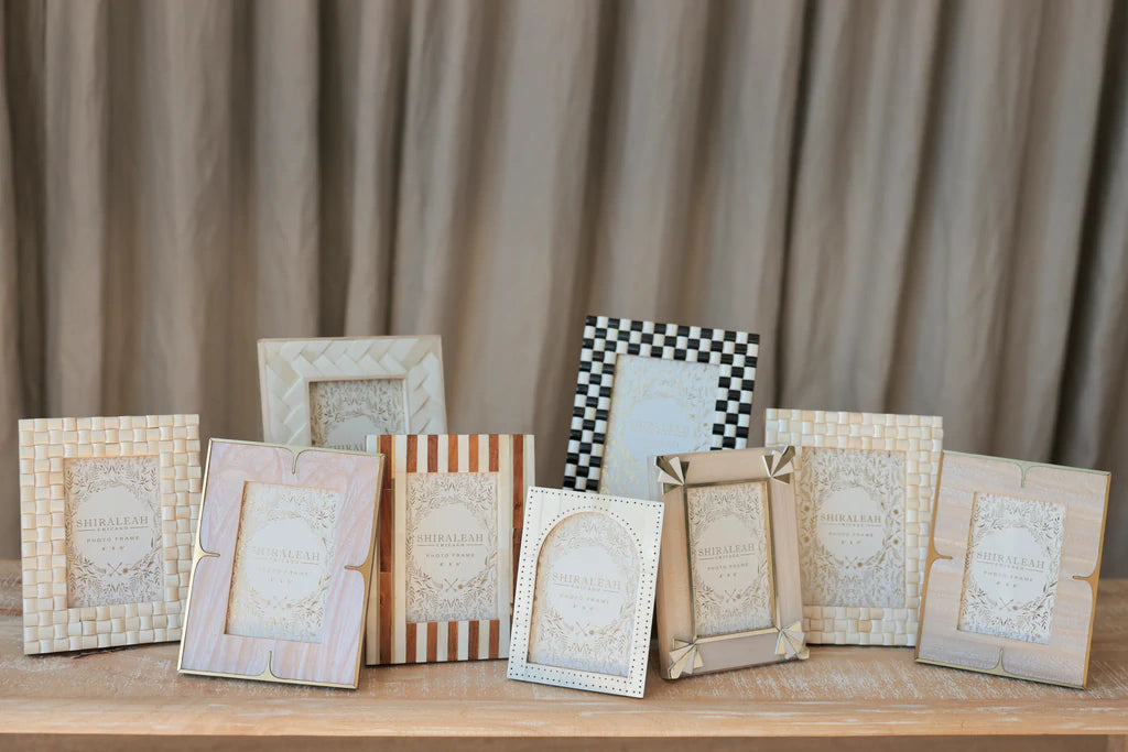 Aristocrat 4" x 6" Frame, Ivory